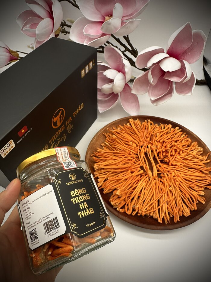 Sản phẩm Đông trùng hạ thảo sấy của Công ty