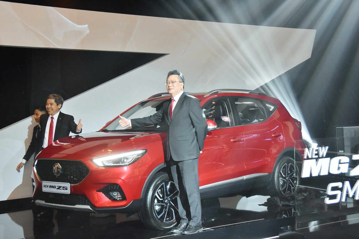Lãnh đạo MG Việt Nam giới thiệu mẫu xe MG ZS mới